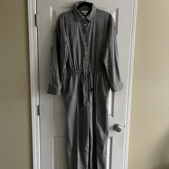 TopShop Gray Tie Jumpsuit (size 10) - Picture 1 of 7